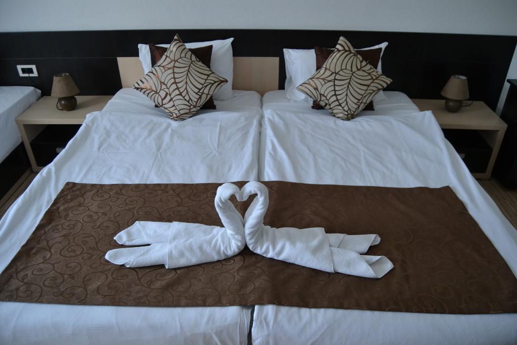 Sokoterme Hotel 소코 반자 객실 사진
