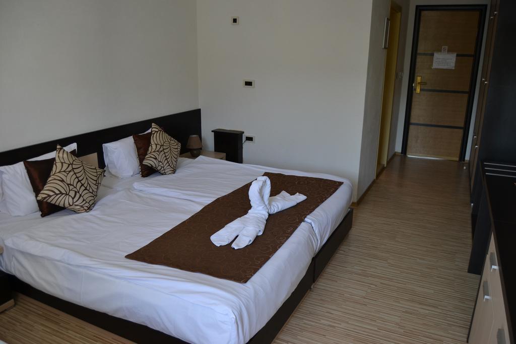 Sokoterme Hotel 소코 반자 객실 사진