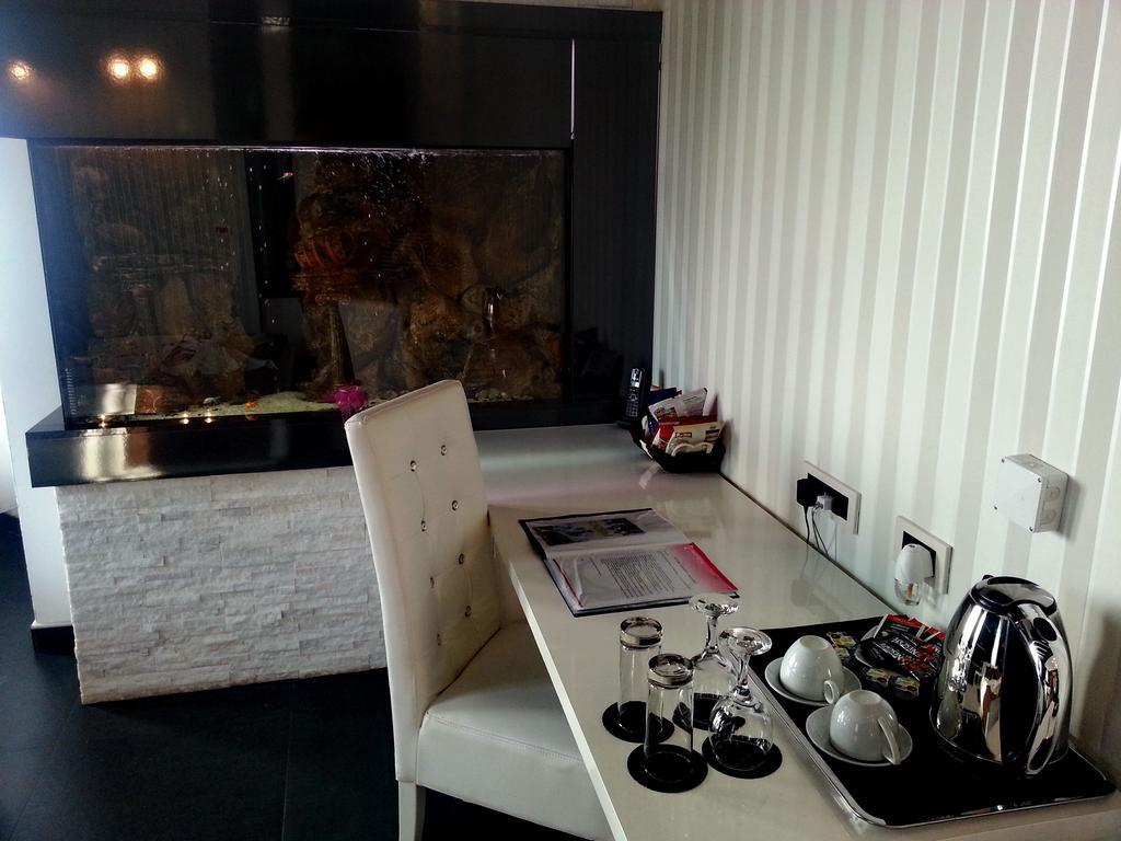 Sokoterme Hotel 소코 반자 객실 사진