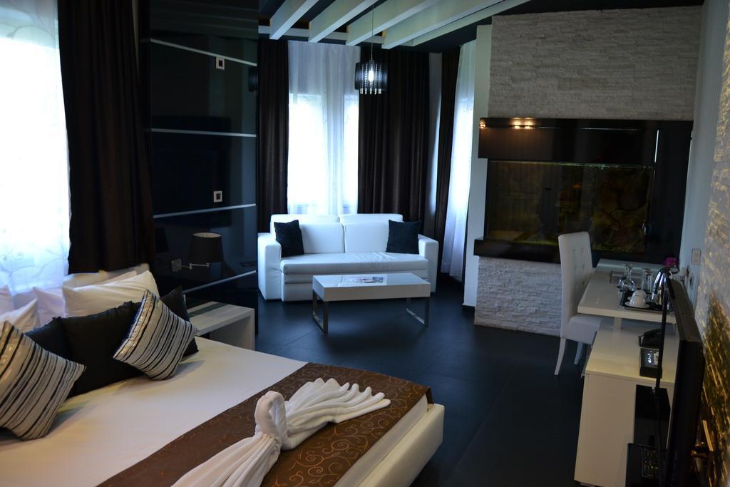 Sokoterme Hotel 소코 반자 객실 사진