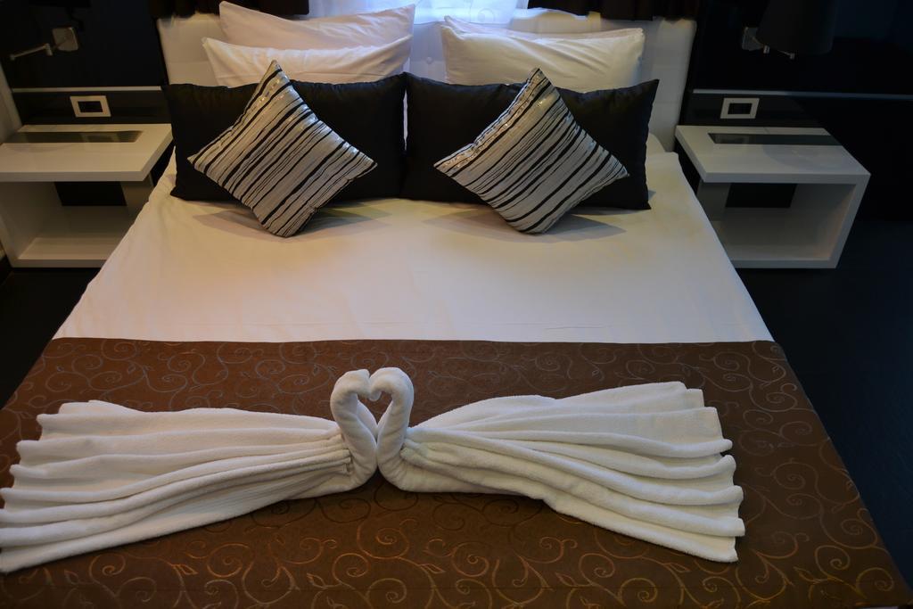 Sokoterme Hotel 소코 반자 객실 사진